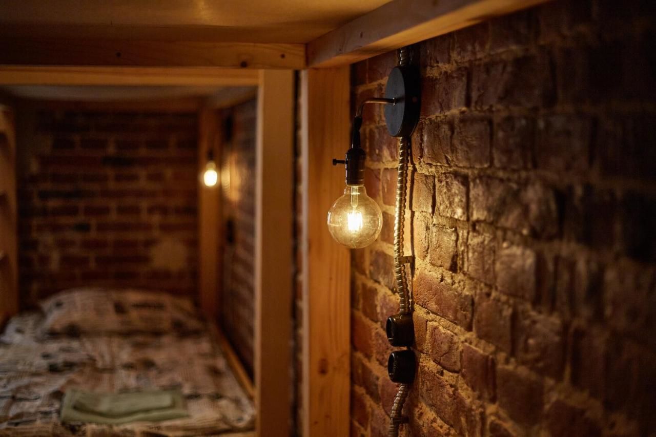 Хостелы Shelter хостел Львов-16