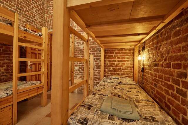 Хостелы Shelter хостел Львов-16